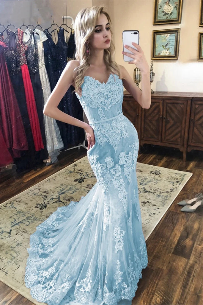 Light blue lace on sale mermaid prom dress