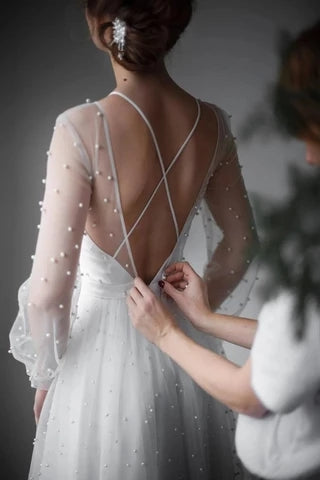 Modern Bride: How to Choose The Right Wedding Dress