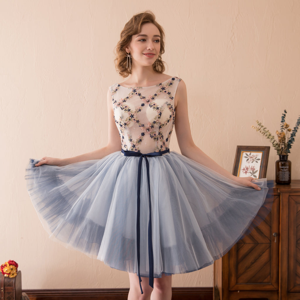 Bateau Sleeveless Tulle Short Homecoming Dress Graduation DressWith Beading AS14619