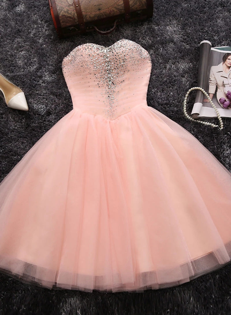 Chic Sweetheart Tulle Pearl Pink Short Homecoming Dress With Beading OM407