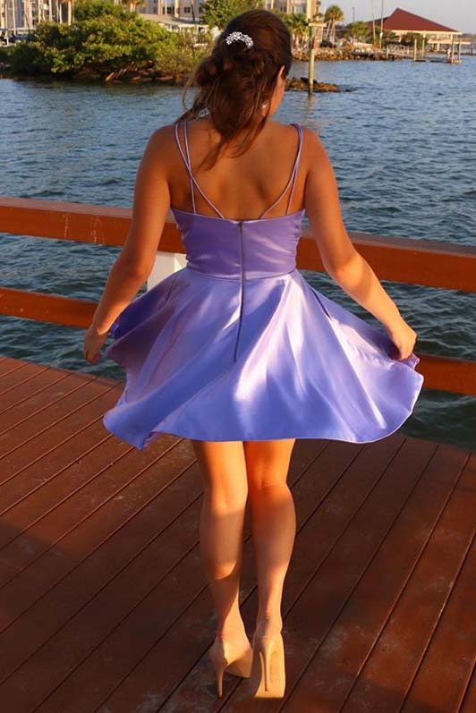 Simple A-line V-neck Lilac Short Prom Dresses Homecoming Dress With Pocket