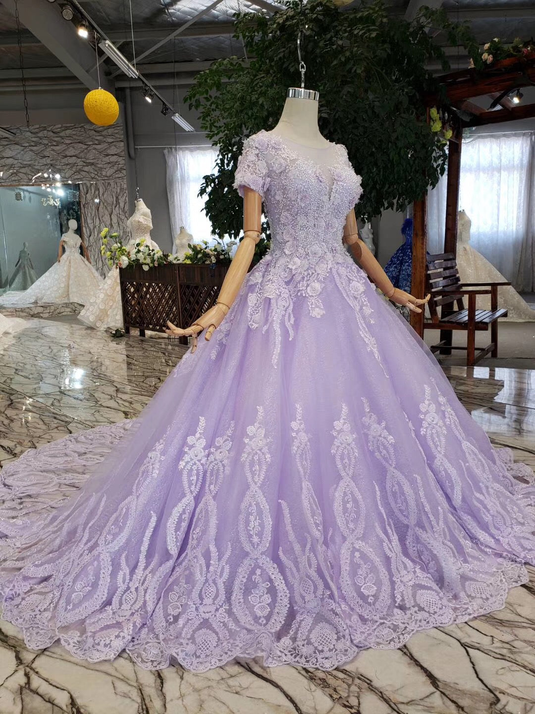 Lilac Ball Gown Quinceanera Short Sleeves Beaded Prom Dress With Appliques