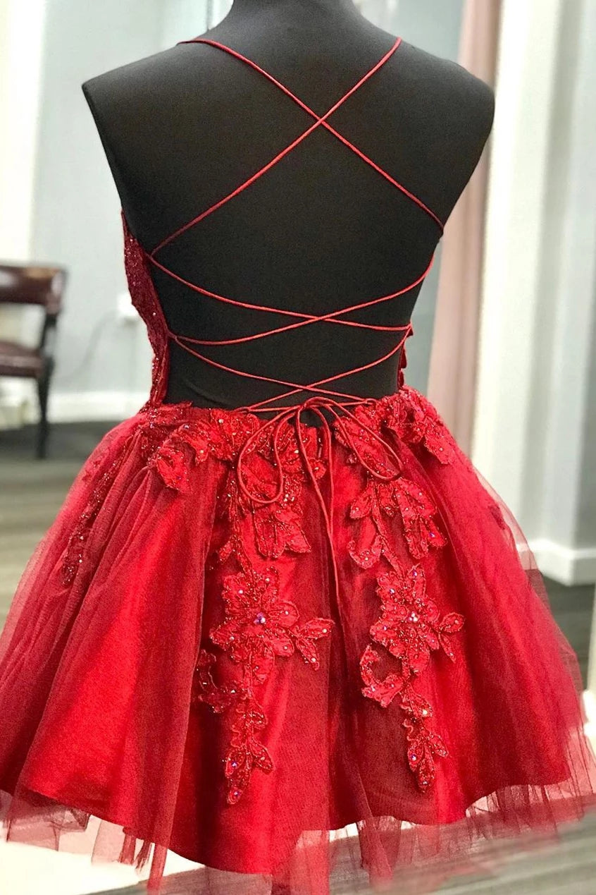Strappy Short Homecoming Dresses Lace Applique Red Short Prom Dress OM492