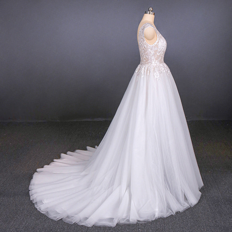 Tulle Beach Wedding Dresses with Appliques, V-neck Backless Bridal Dress OW553