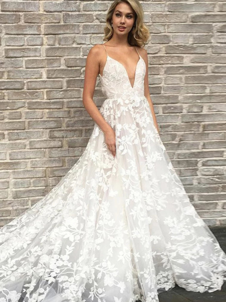 Modern A-Line Spaghetti Straps Plunge Neckline Lace Applique Wedding D