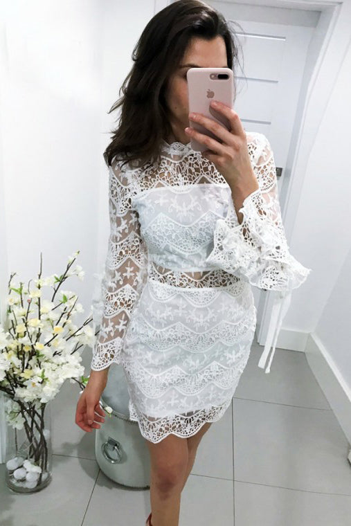 Sexy Bell Sleeves Lace Sheath Short Homecoming Party Dress OM366