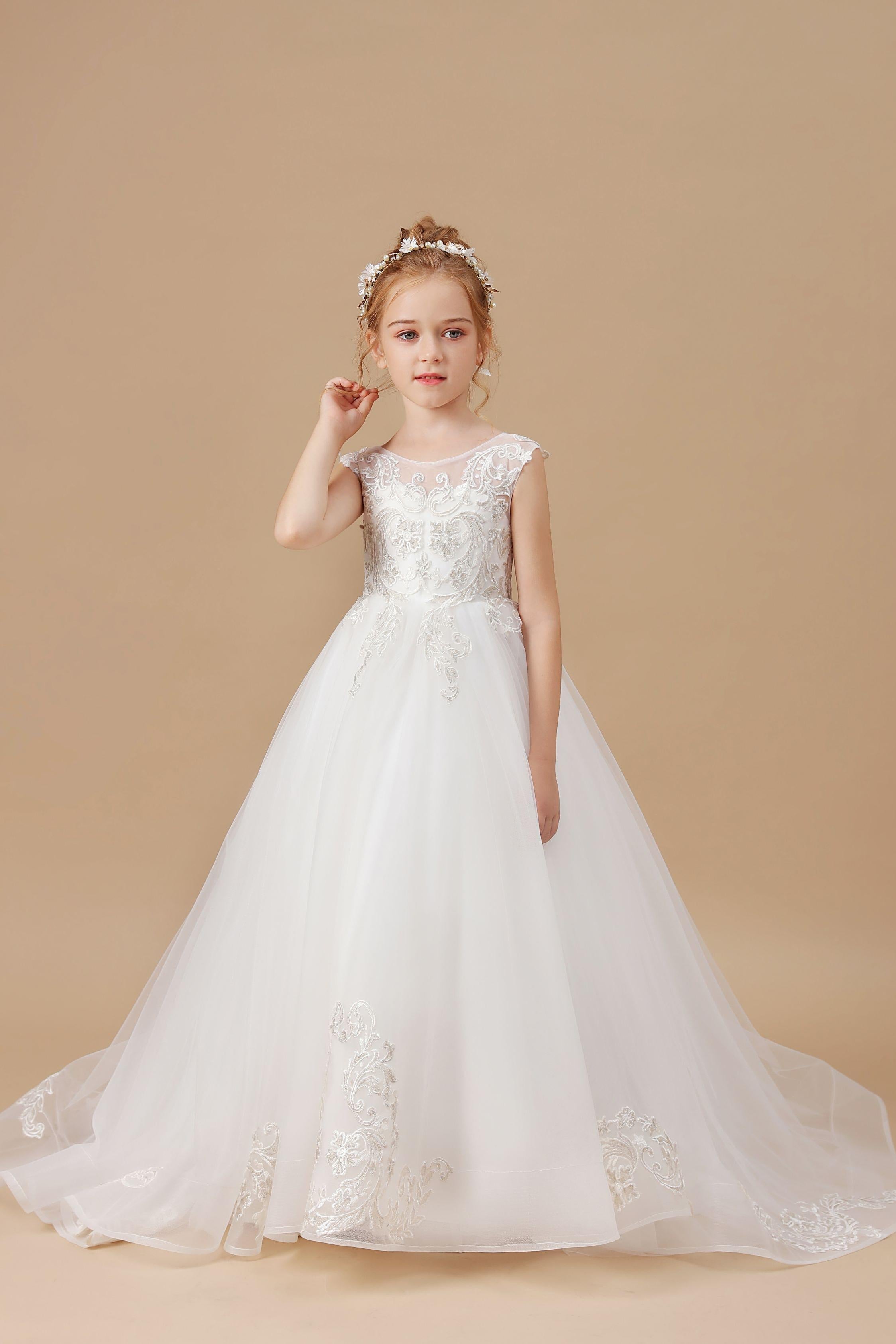 Ivory Multi-Layer Tulle Sleevelesss Applique Flower Girl Dresses with Sweep trailing