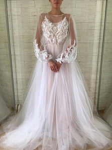 Gorgeous Long A-line Bateau Puff Sleeves Tulle Wedding Dress With Appliques