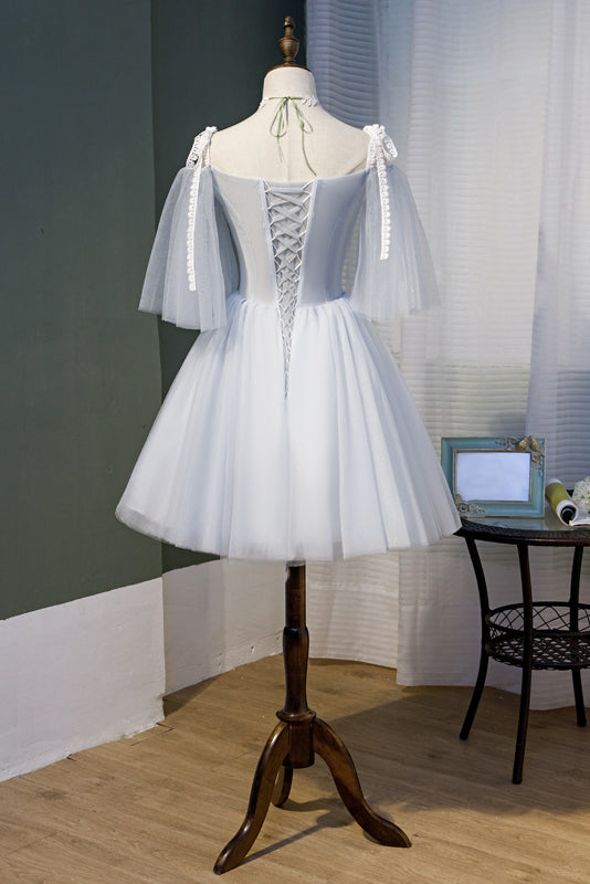 Short A-Line V-neck Tulle Homecoming Dress With Appliques