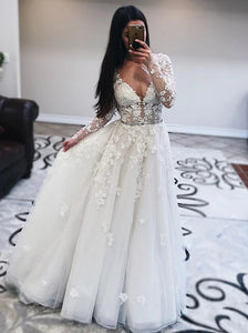 Princess V-Neck Long Sleeves V-Back Tulle Wedding Dresses With Lace Appliques