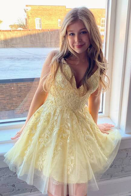Pretty A-line Daffodil Tulle Short Prom Dresses With Appliques, Homecoming Dresses