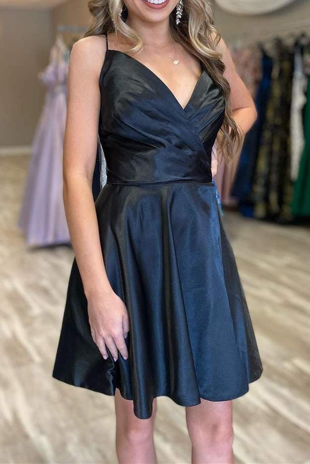 Sexy Short V-Neck Spaghetti Straps Satin Homecoming Dress