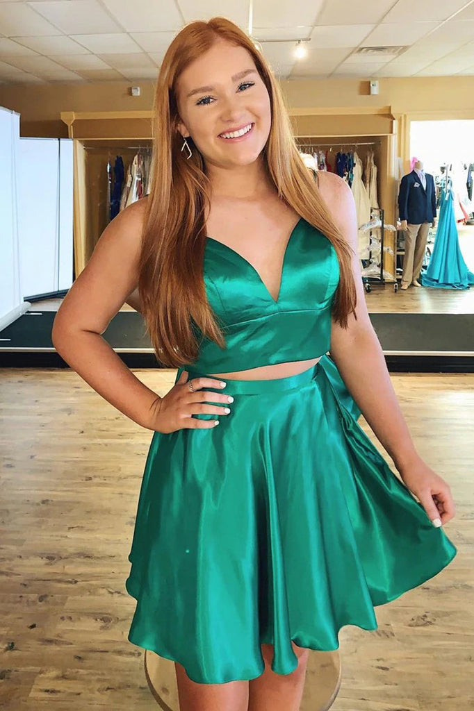 Red Short Two pieces V-neck Satin Homecoming Dress