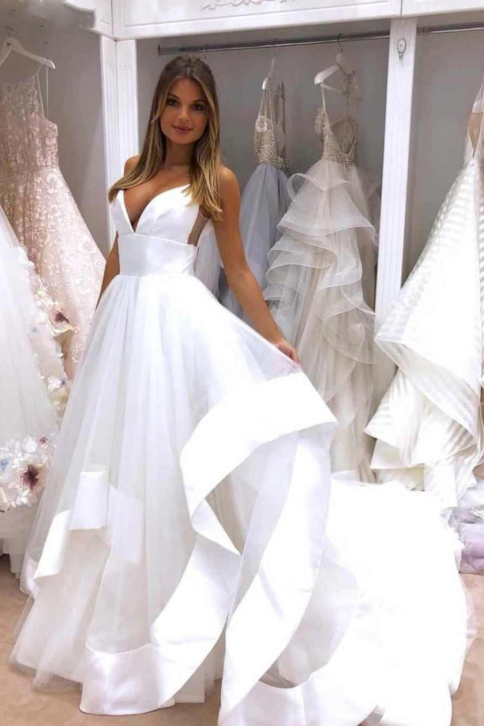 Wedding Dress Toile - Advice on how to create a deep V neckline and other  formal dress questions : r/sewing